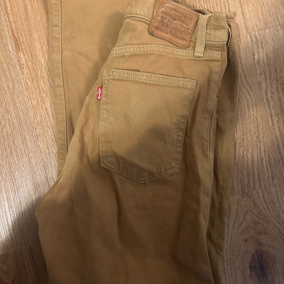 Levi’s Ribcage Straight work/khaki pants - Picture 5 of 5
